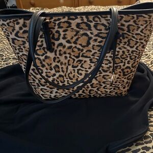 Michael Kors purse brand new without tags gold hardware